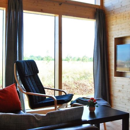 Schwarzes Holzferienhaus Mit Sauna -- Feldrain -- An Der Ostsee, Zierow Bei Wismar, 4-6 Personen Exteriör bild