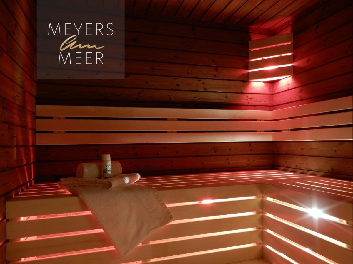 Schwarzes Holzferienhaus Mit Sauna -- Feldrain -- An Der Ostsee, Zierow Bei Wismar, 4-6 Personen Exteriör bild
