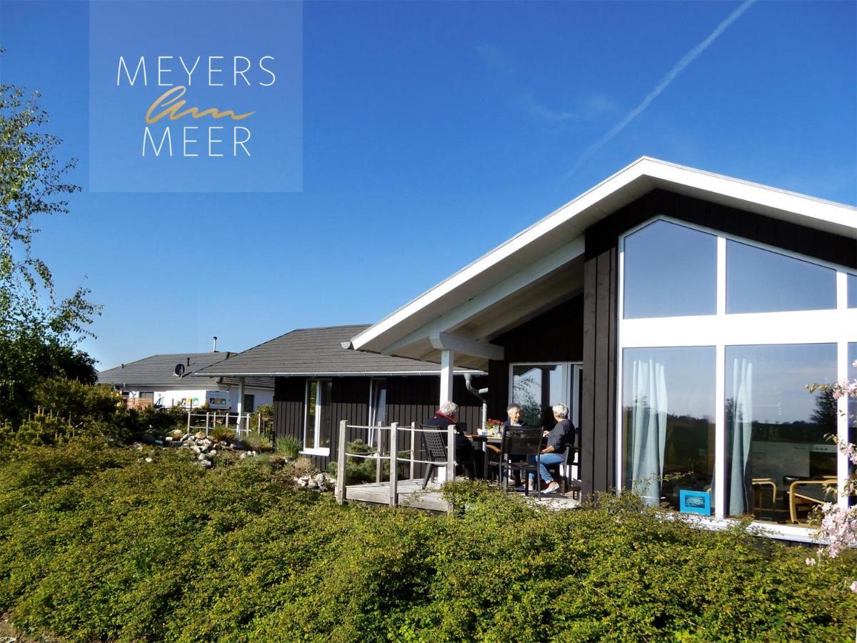 Schwarzes Holzferienhaus Mit Sauna -- Feldrain -- An Der Ostsee, Zierow Bei Wismar, 4-6 Personen Exteriör bild