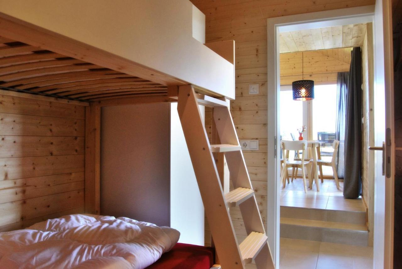 Schwarzes Holzferienhaus Mit Sauna -- Feldrain -- An Der Ostsee, Zierow Bei Wismar, 4-6 Personen Exteriör bild