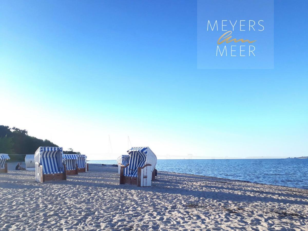 Schwarzes Holzferienhaus Mit Sauna -- Feldrain -- An Der Ostsee, Zierow Bei Wismar, 4-6 Personen Exteriör bild
