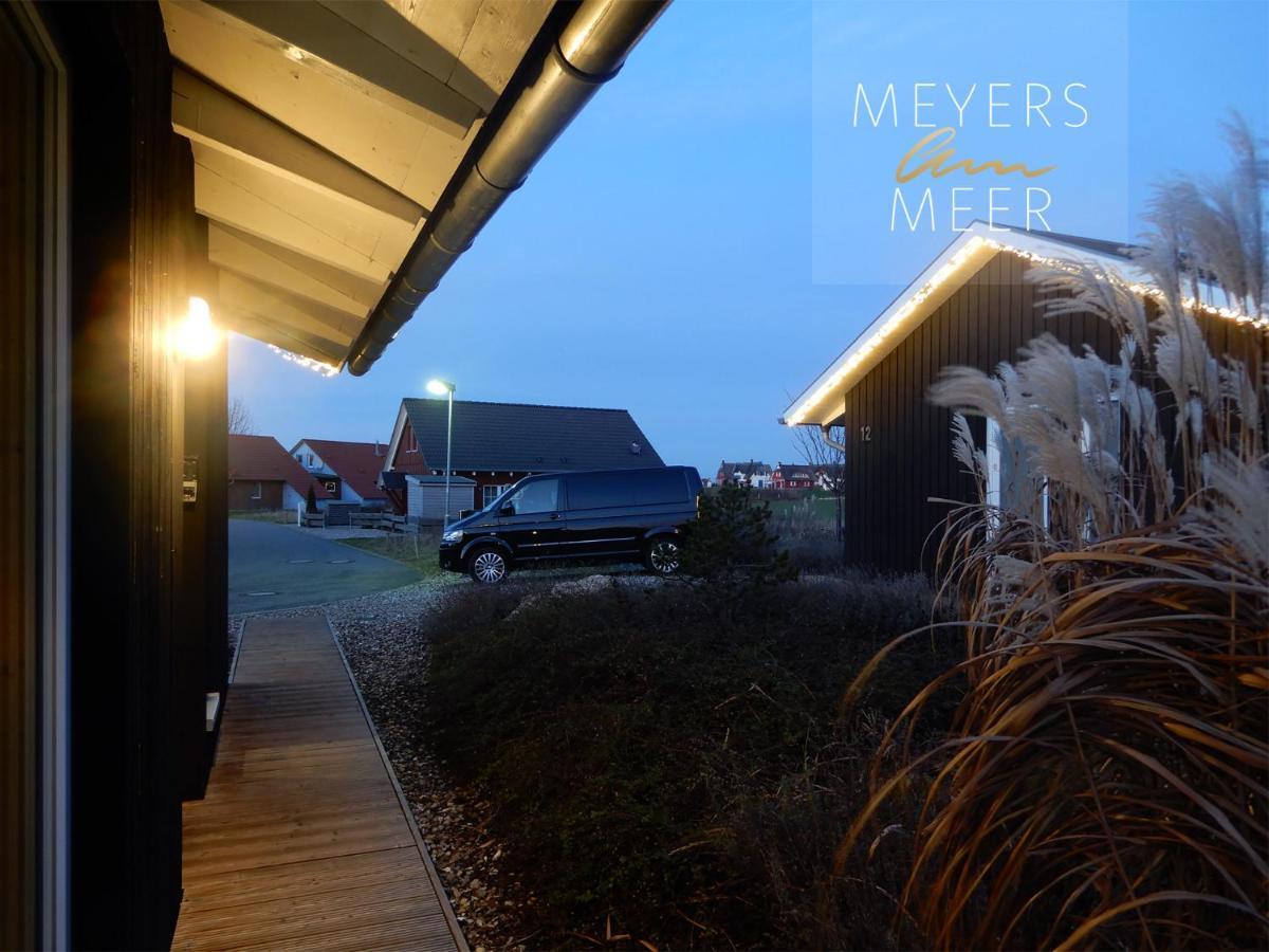 Schwarzes Holzferienhaus Mit Sauna -- Feldrain -- An Der Ostsee, Zierow Bei Wismar, 4-6 Personen Exteriör bild