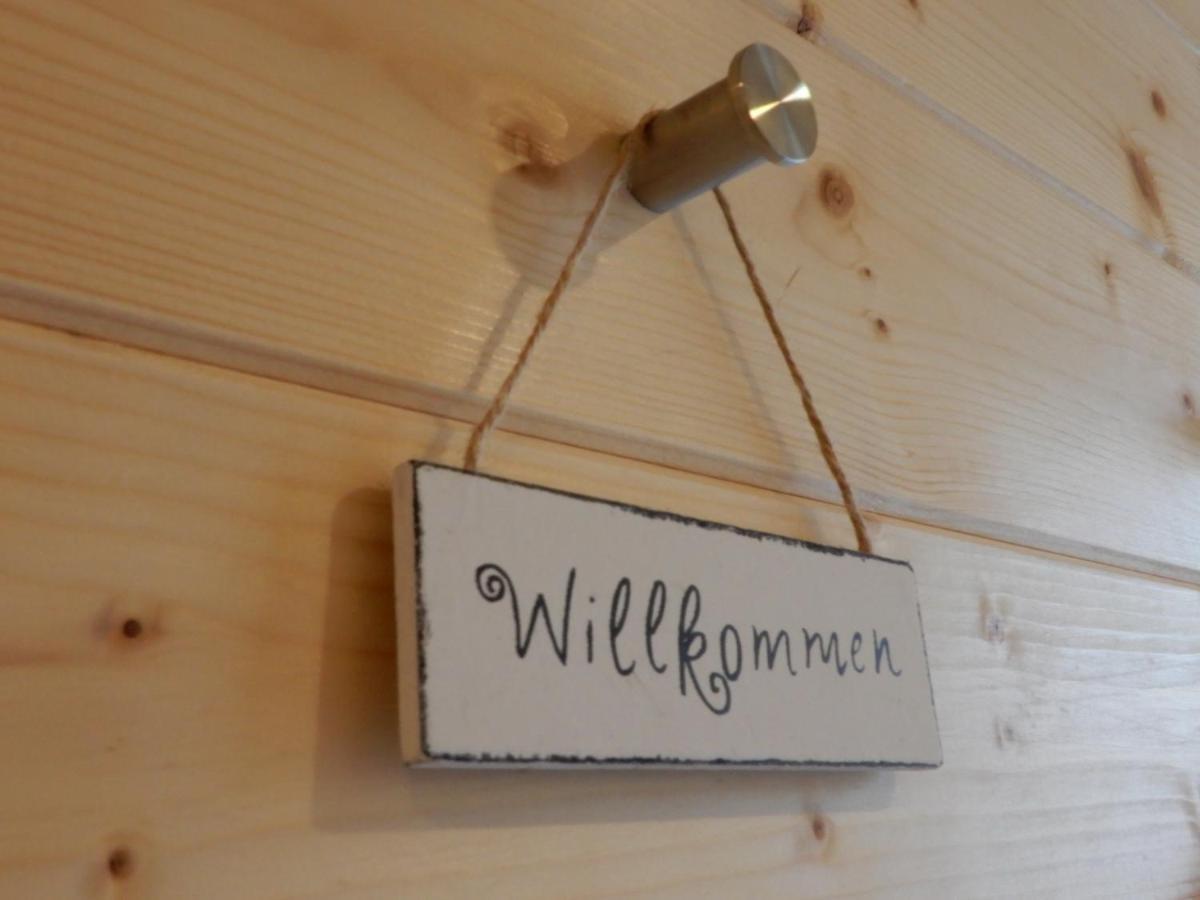 Schwarzes Holzferienhaus Mit Sauna -- Feldrain -- An Der Ostsee, Zierow Bei Wismar, 4-6 Personen Exteriör bild
